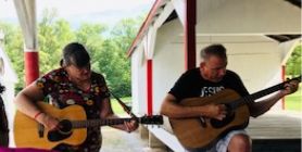 2019 PICNIC 2 GUITARS